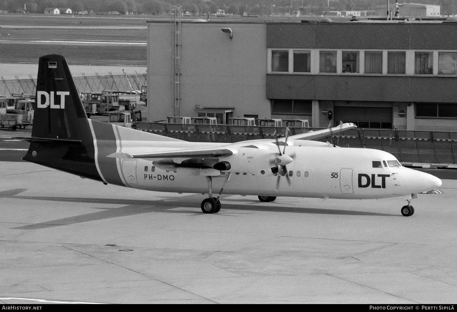 Aircraft Photo of PH-DMO | Fokker 50 | DLT - Deutsche Luftverkehrsgesellschaft | AirHistory.net #187561