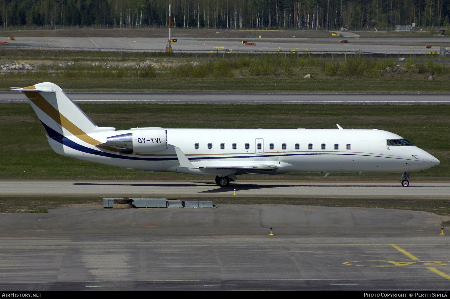 Aircraft Photo of OY-YVI | Bombardier Challenger 850 (CRJ-200SE/CL-600-2B19) | AirHistory.net #187646