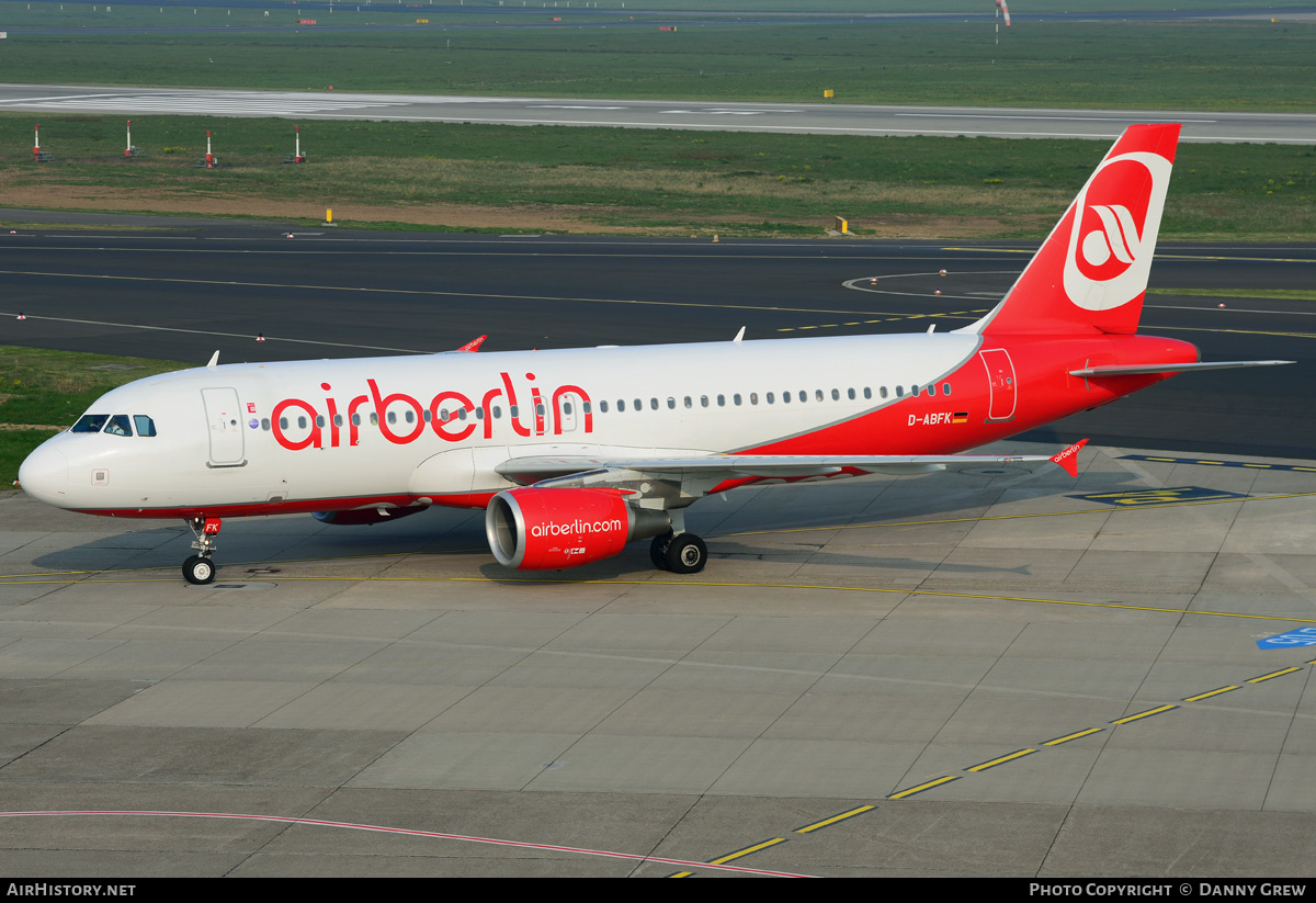Aircraft Photo of D-ABFK | Airbus A320-214 | Air Berlin | AirHistory.net #187651