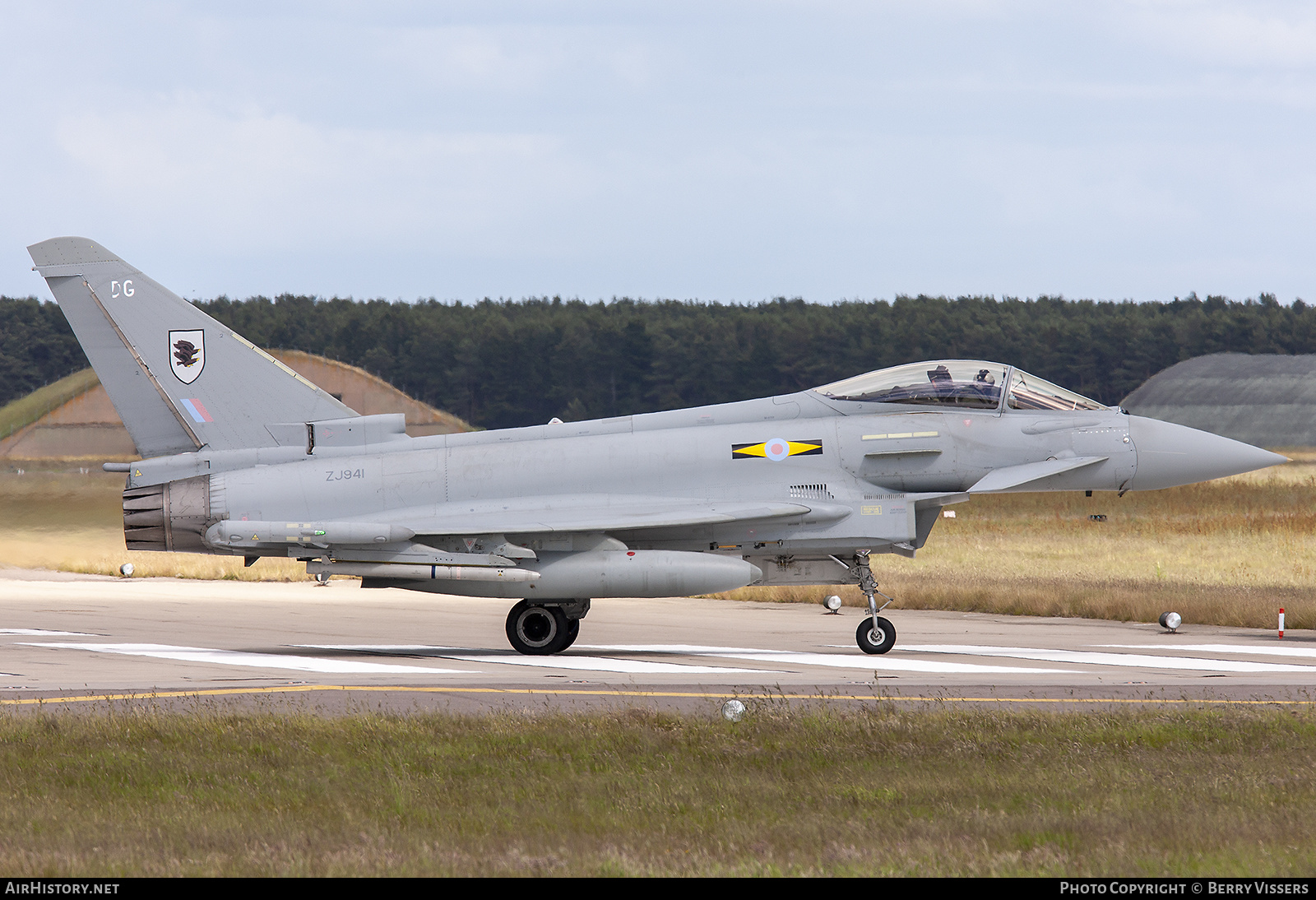 Aircraft Photo of ZJ941 | Eurofighter EF-2000 Typhoon FGR4 | UK - Air Force | AirHistory.net #187684