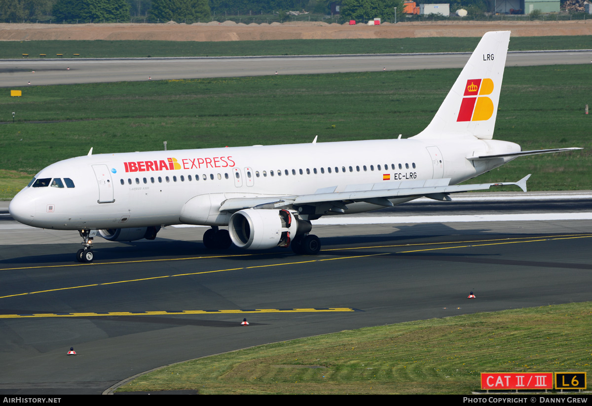 Aircraft Photo of EC-LRG | Airbus A320-214 | Iberia Express | AirHistory.net #187780