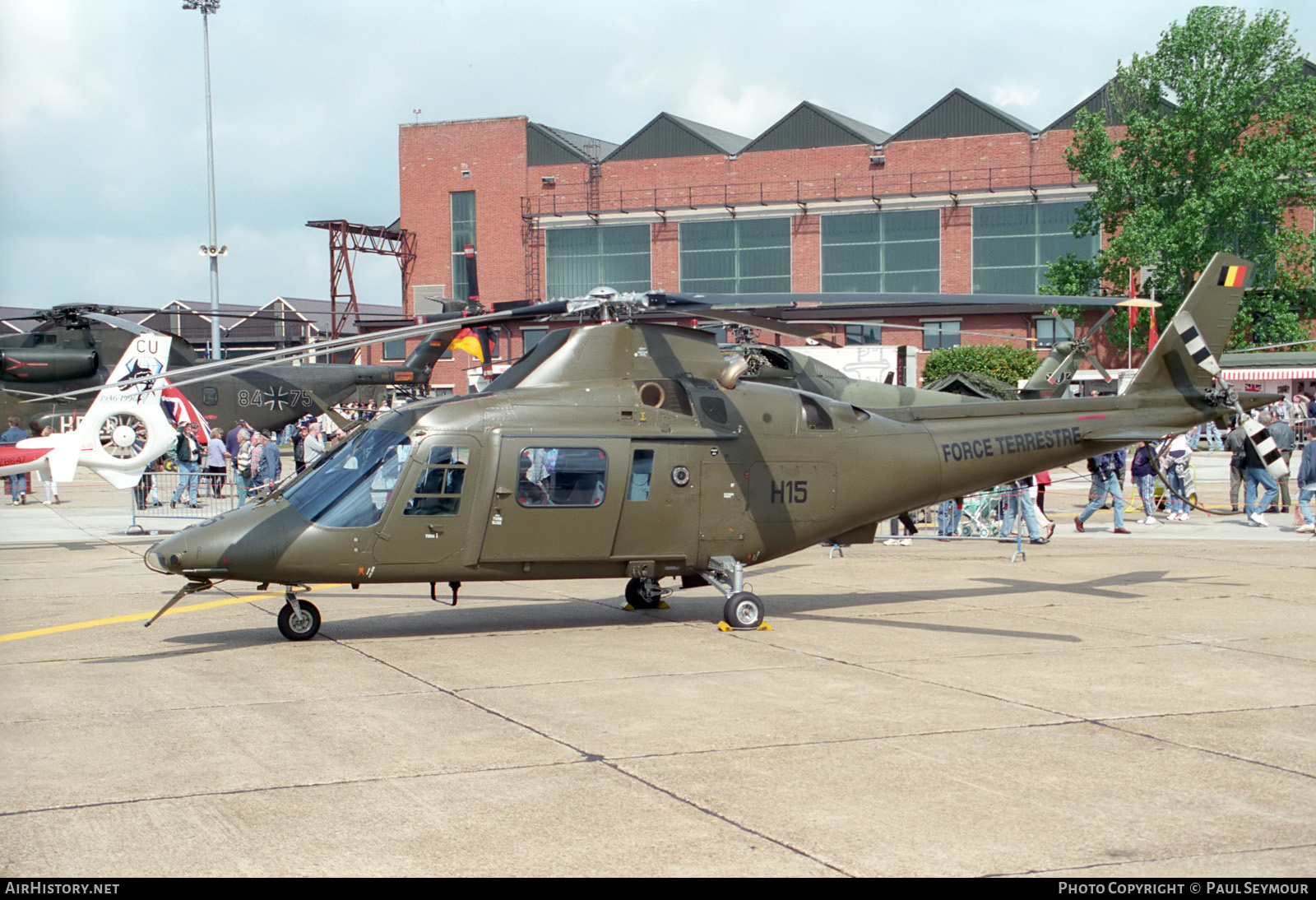 Aircraft Photo of H15 | Agusta A-109HO (A-109BA) | Belgium - Army | AirHistory.net #187892