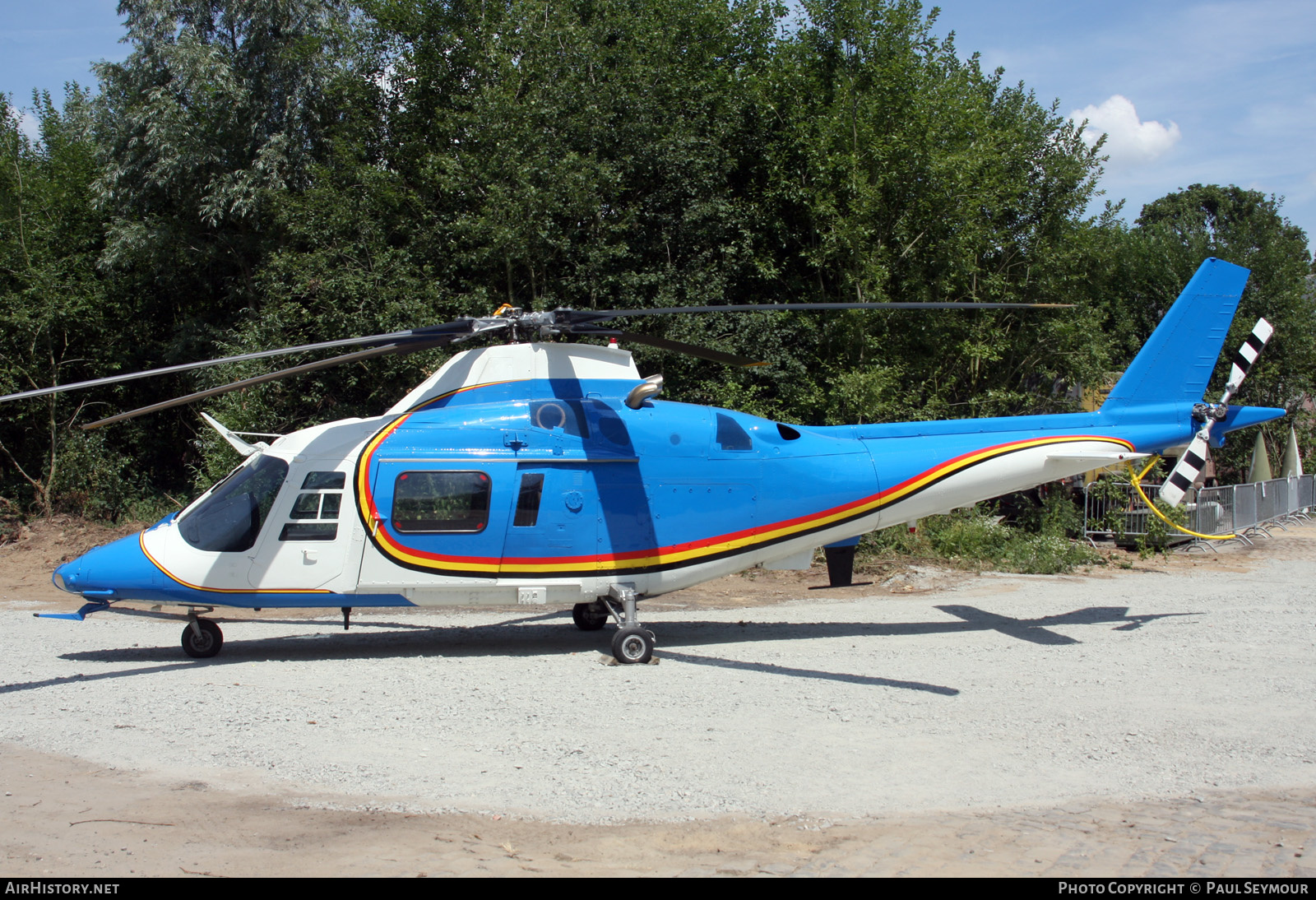 Aircraft Photo of H16 | Agusta A-109HO (A-109BA) | Belgium - Air Force | AirHistory.net #187899