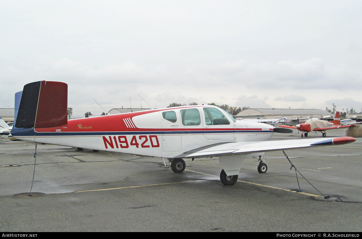 Aircraft Photo of N1942D | Beech C35 Bonanza | AirHistory.net #187905