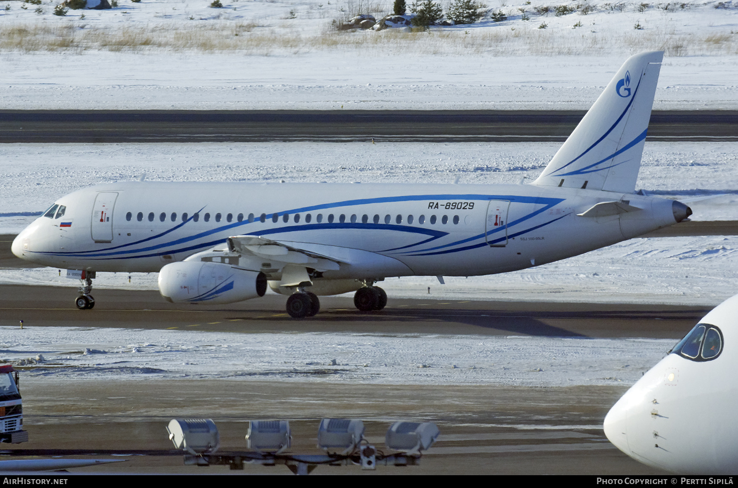 Aircraft Photo of RA-89029 | Sukhoi SSJ-100-95B-LR Superjet 100 (RRJ-95LR) | Gazpromavia | AirHistory.net #187934