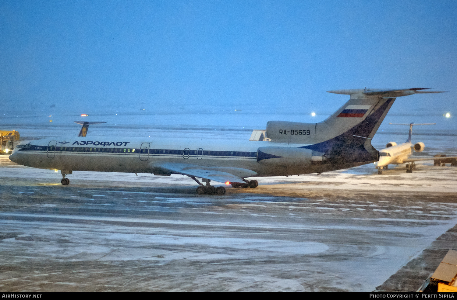 Aircraft Photo of RA-85669 | Tupolev Tu-154M | Aeroflot | AirHistory.net #187979