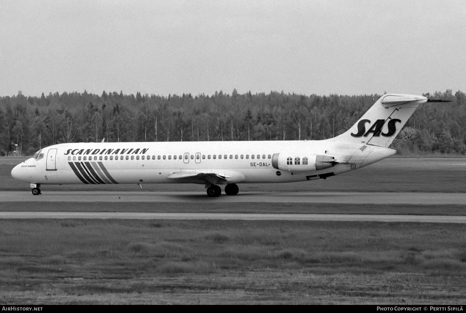 Aircraft Photo of SE-DAL | McDonnell Douglas DC-9-41 | Scandinavian Airlines - SAS | AirHistory.net #187994