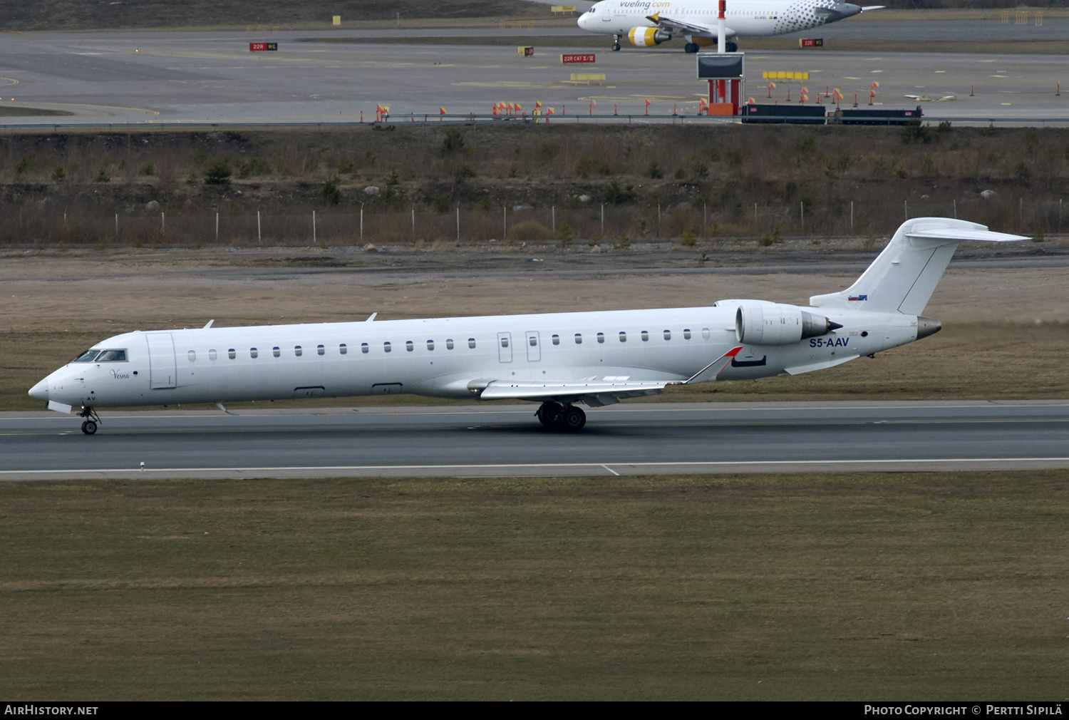 Aircraft Photo of S5-AAV | Bombardier CRJ-900ER NG (CL-600-2D24) | Adria Airways | AirHistory.net #187999