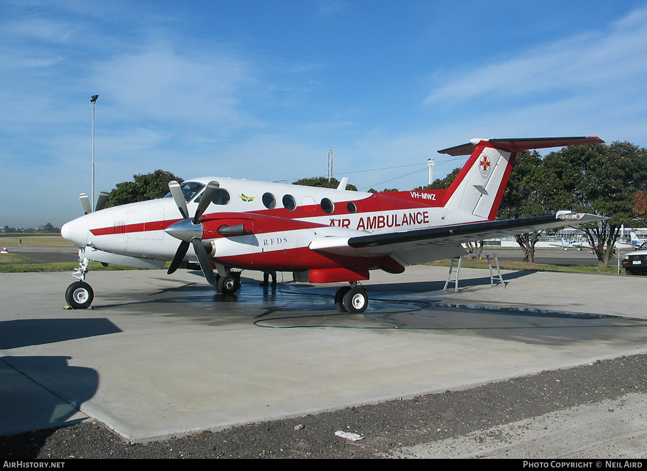 Aircraft Photo of VH-MWZ | Beech B200 Super King Air | Royal Flying Doctor Service - RFDS | AirHistory.net #188060