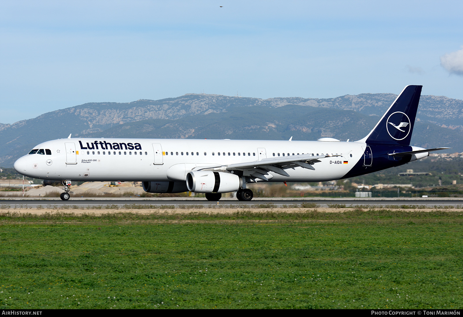 Aircraft Photo of D-AIDA | Airbus A321-231 | Lufthansa | AirHistory.net #188148