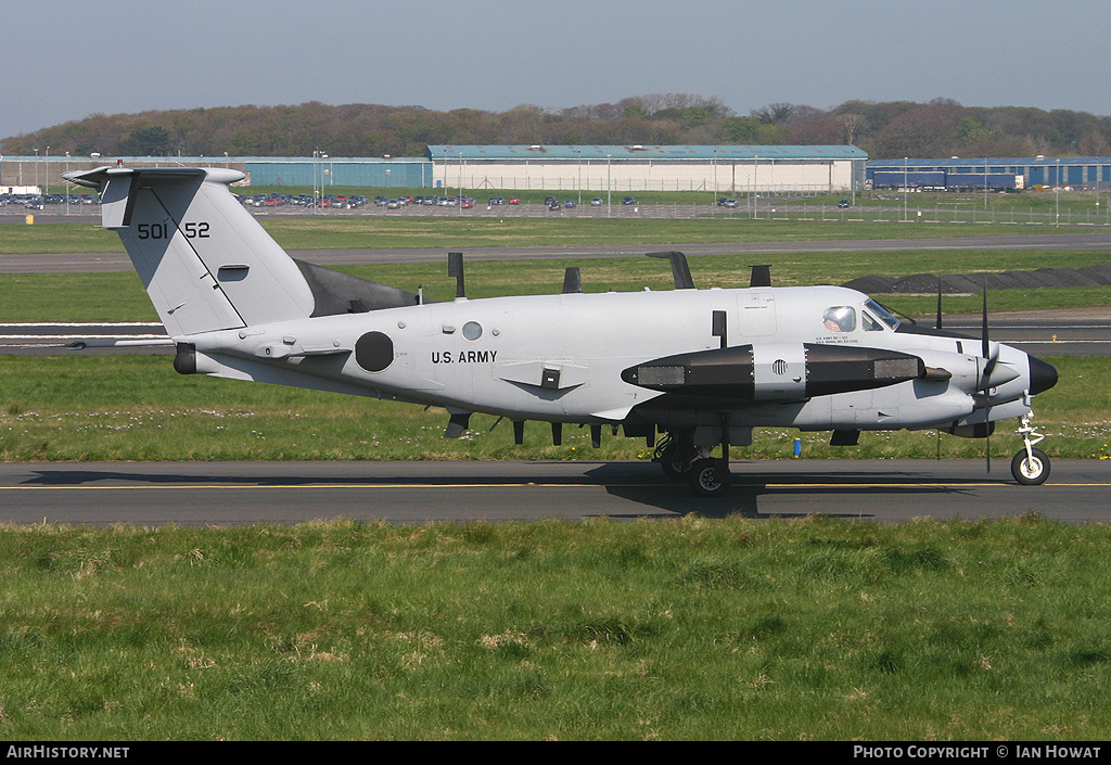 Aircraft Photo of 85-0152 / 50152 | Beech RC-12K Huron (A200CT) | USA - Army | AirHistory.net #188163