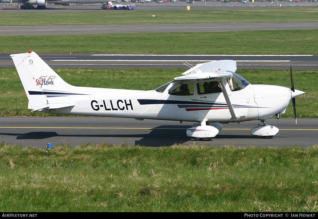 Aircraft Photo of G-LLCH | Cessna 172S Skyhawk SP | AirHistory.net #188164