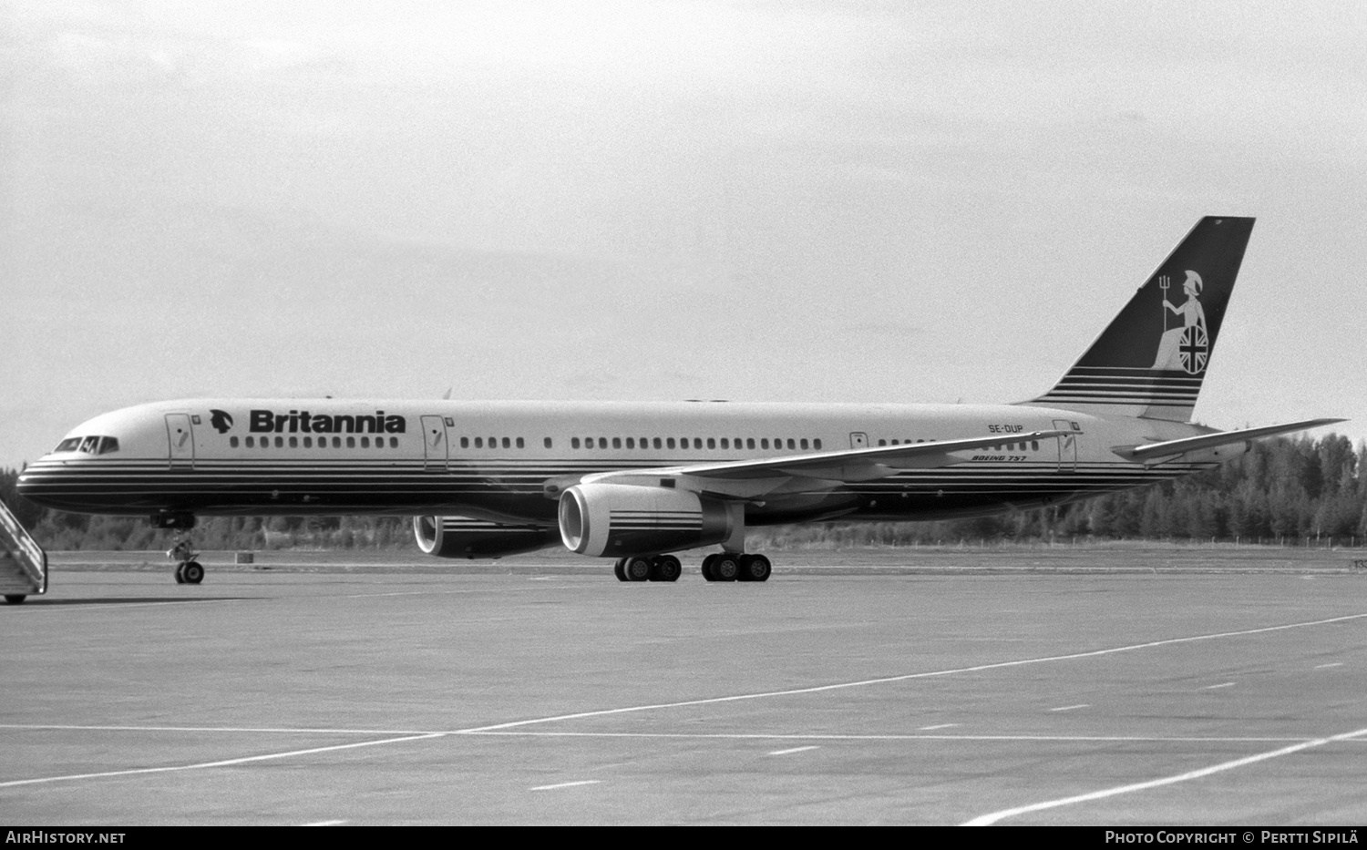 Aircraft Photo of SE-DUP | Boeing 757-236 | Britannia Airways | AirHistory.net #188203
