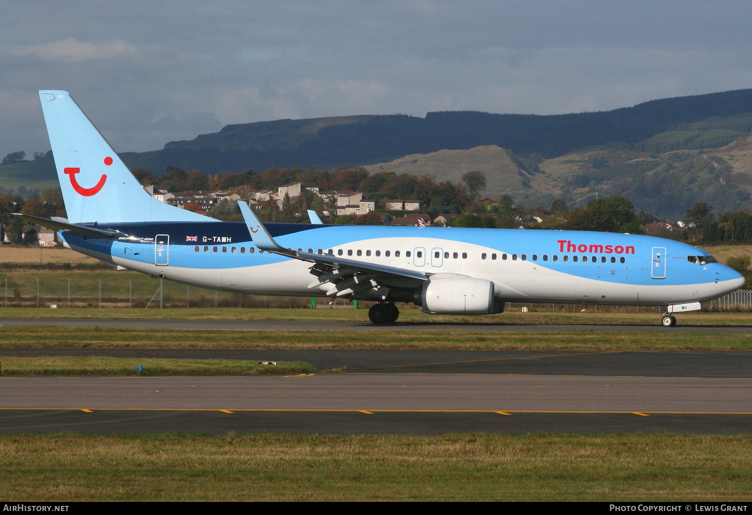 Aircraft Photo of G-TAWH | Boeing 737-8K5 | Thomson Airways | AirHistory.net #188213
