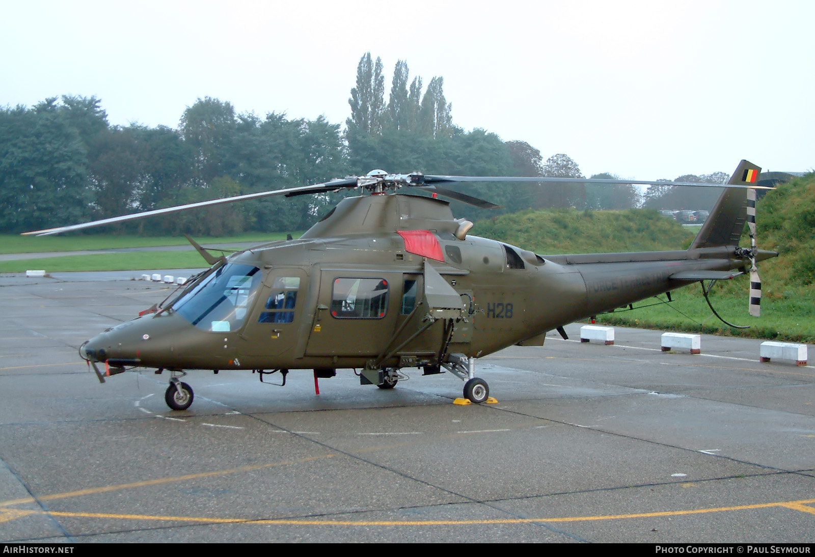 Aircraft Photo of H28 | Agusta A-109HA (A-109BA) | Belgium - Army | AirHistory.net #188291