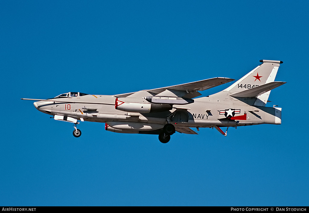 Aircraft Photo of 144846 | Douglas ERA-3B Skywarrior | USA - Navy | AirHistory.net #188358