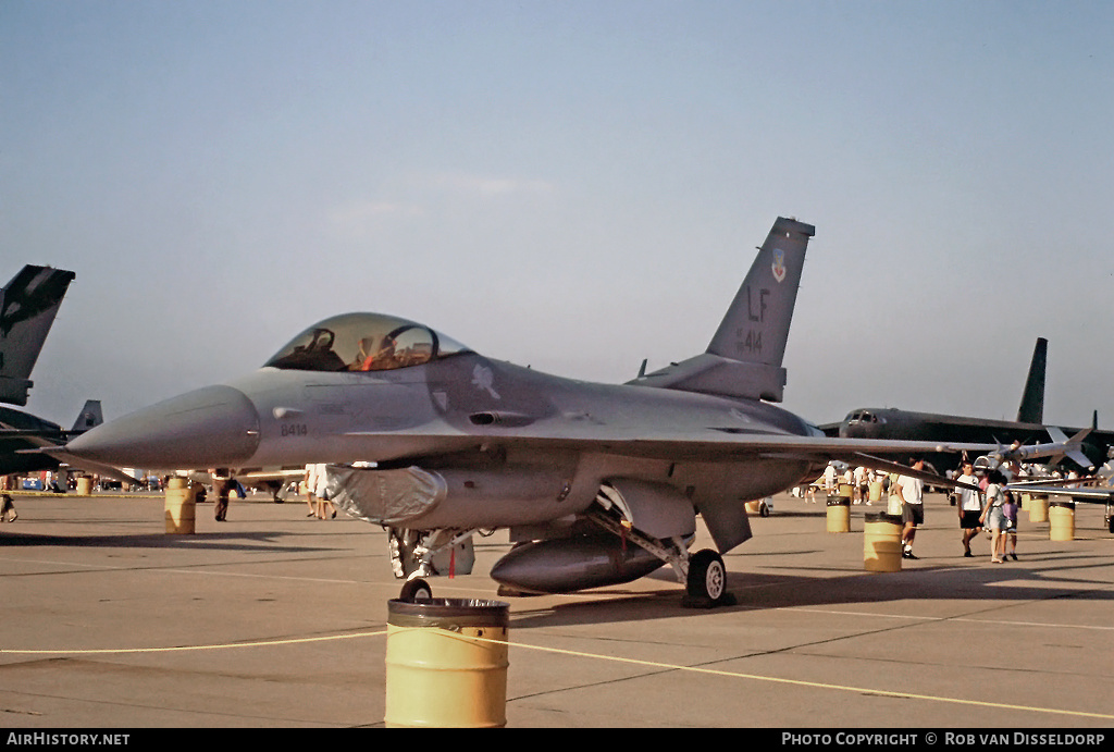 Aircraft Photo of 88-0414 / AF88-414 | General Dynamics F-16CG Fighting Falcon | USA - Air Force | AirHistory.net #188414
