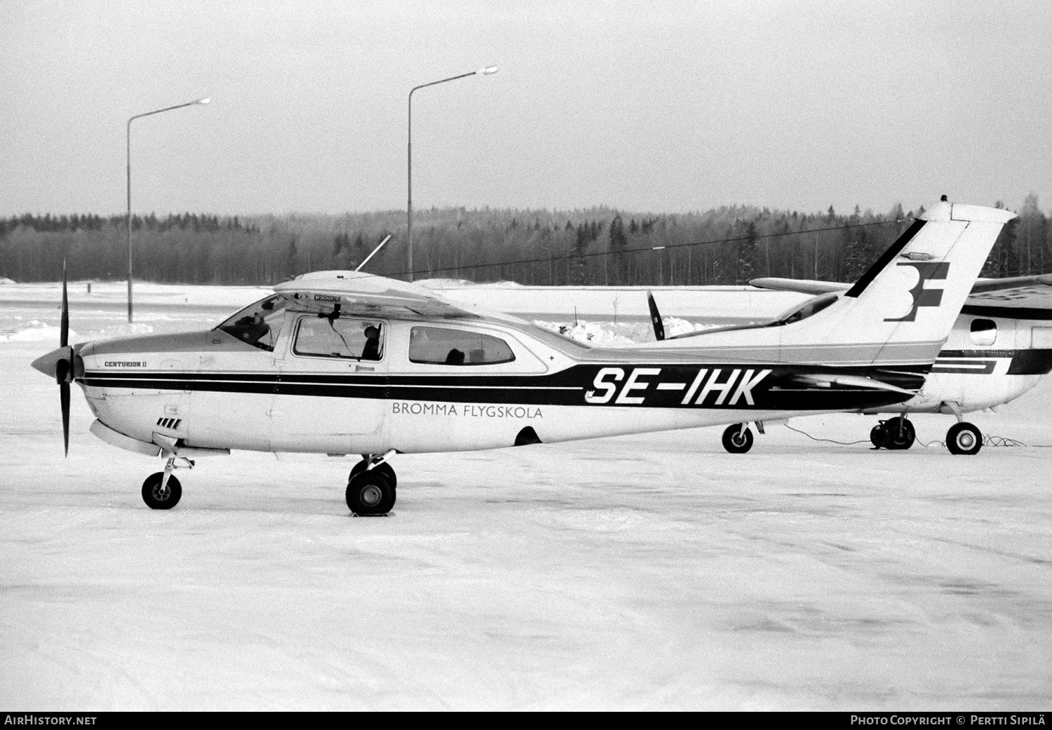 Aircraft Photo of SE-IHK | Cessna T210N Turbo Centurion II | Bromma Flygskola | AirHistory.net #188473