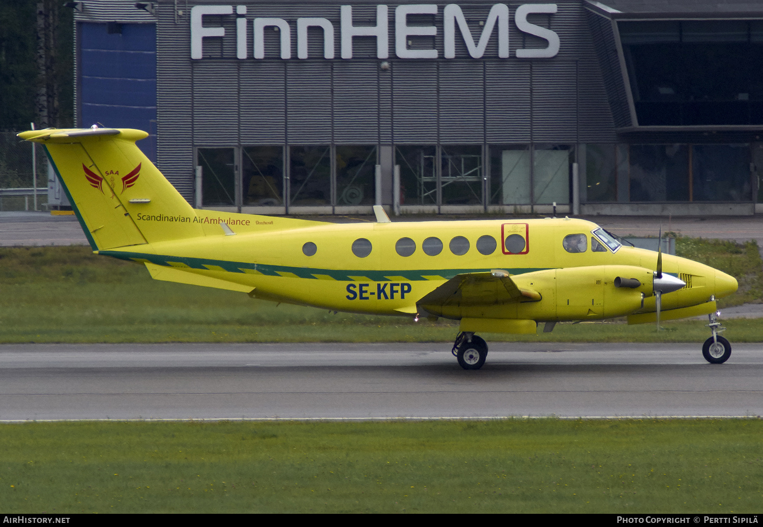 Aircraft Photo of SE-KFP | Beech 200C Super King Air | Scandinavian Air Ambulance - SAA | AirHistory.net #188491