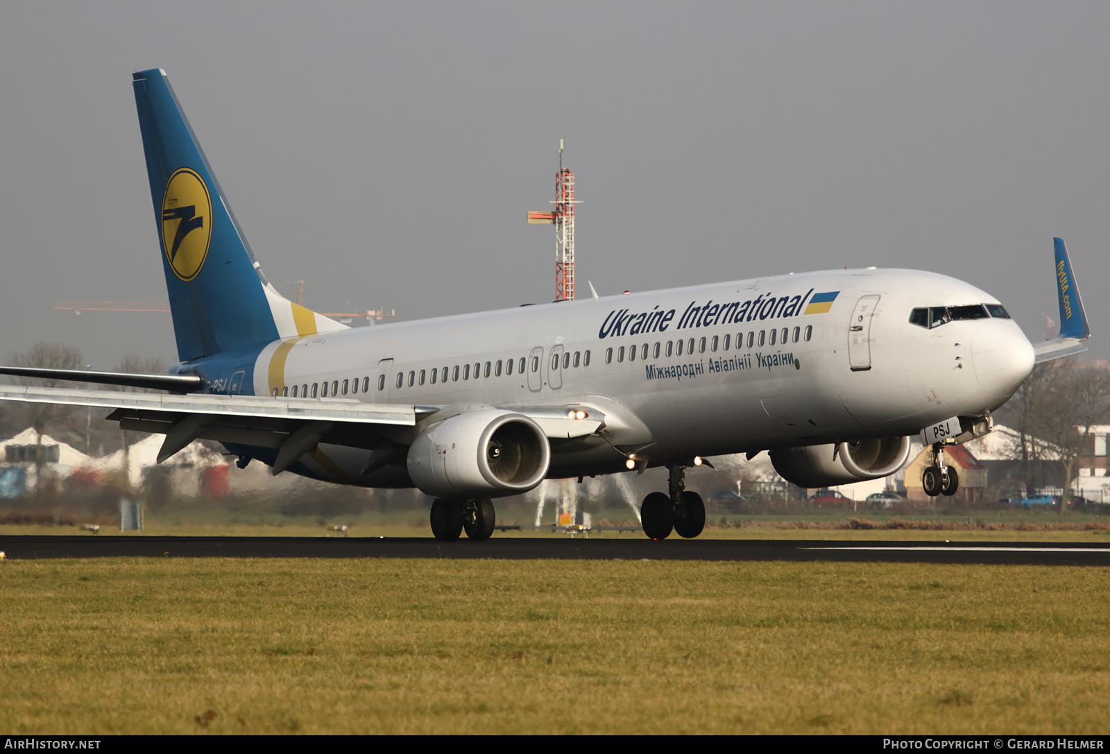 Aircraft Photo of UR-PSJ | Boeing 737-9KV/ER | Ukraine International Airlines | AirHistory.net #188524