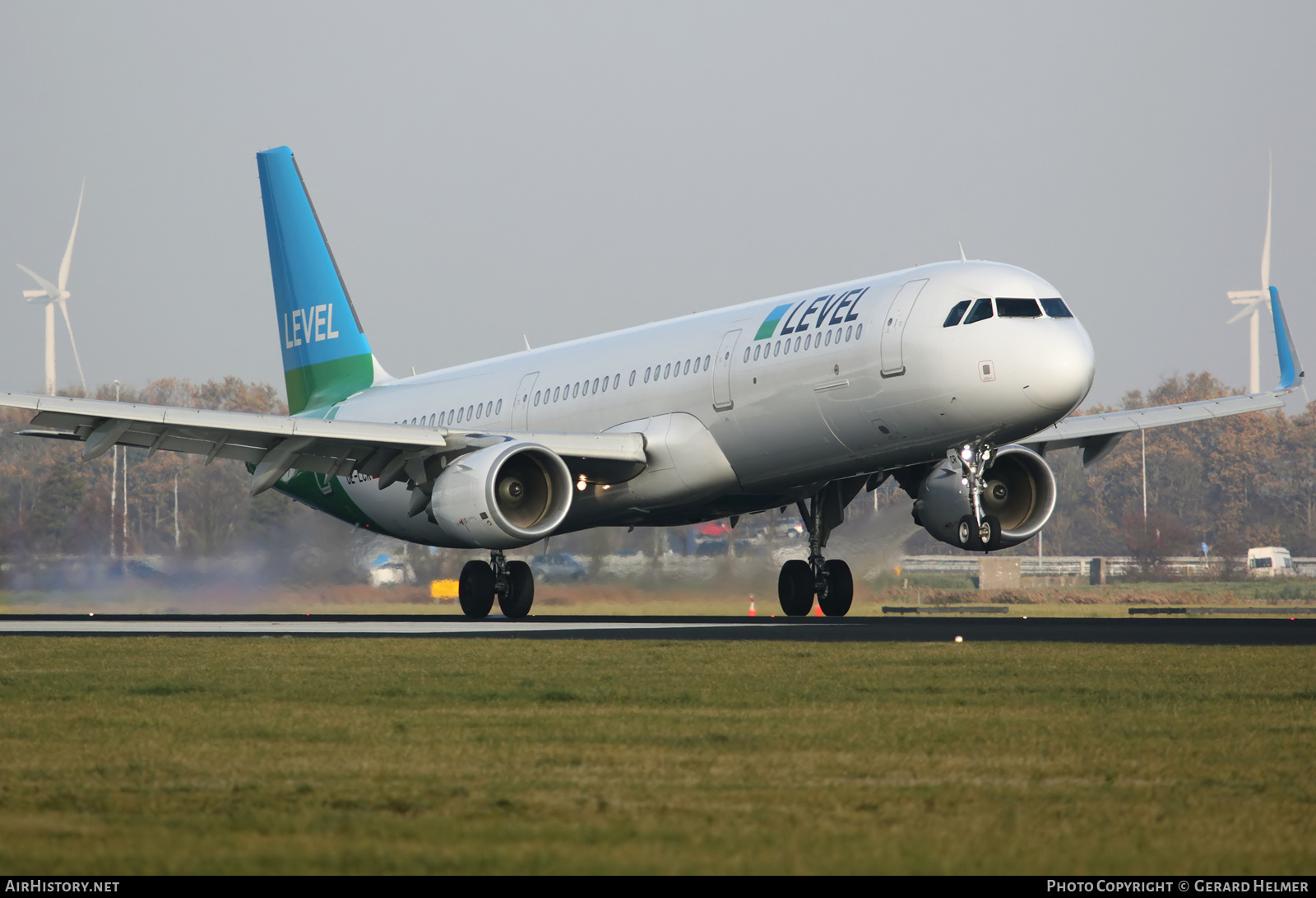 Aircraft Photo of OE-LCR | Airbus A321-211 | Level | AirHistory.net #188531