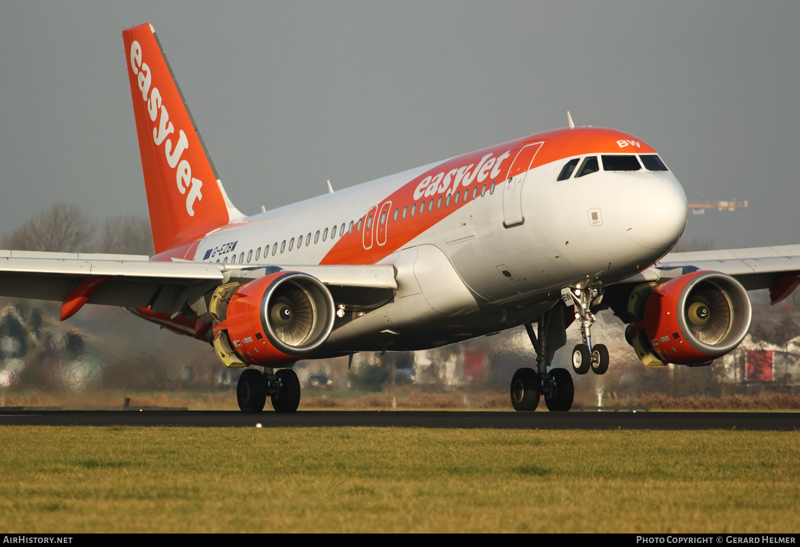 Aircraft Photo of G-EZBW | Airbus A319-111 | EasyJet | AirHistory.net #188547