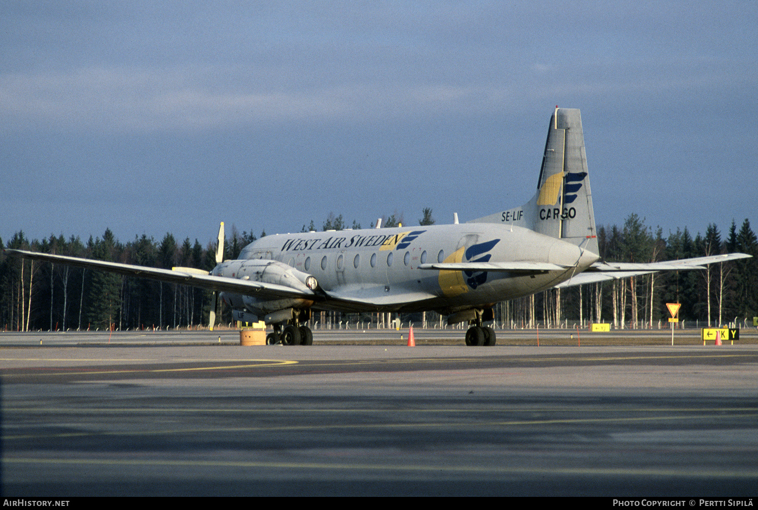 Aircraft Photo of SE-LIF | Hawker Siddeley HS-748 Srs2A/229 | West Air Sweden | AirHistory.net #188571
