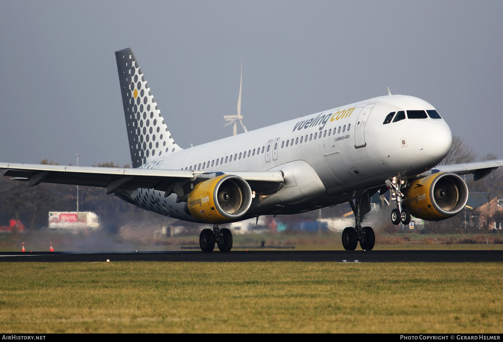 Aircraft Photo of EC-KLT | Airbus A320-216 | Vueling Airlines | AirHistory.net #188585