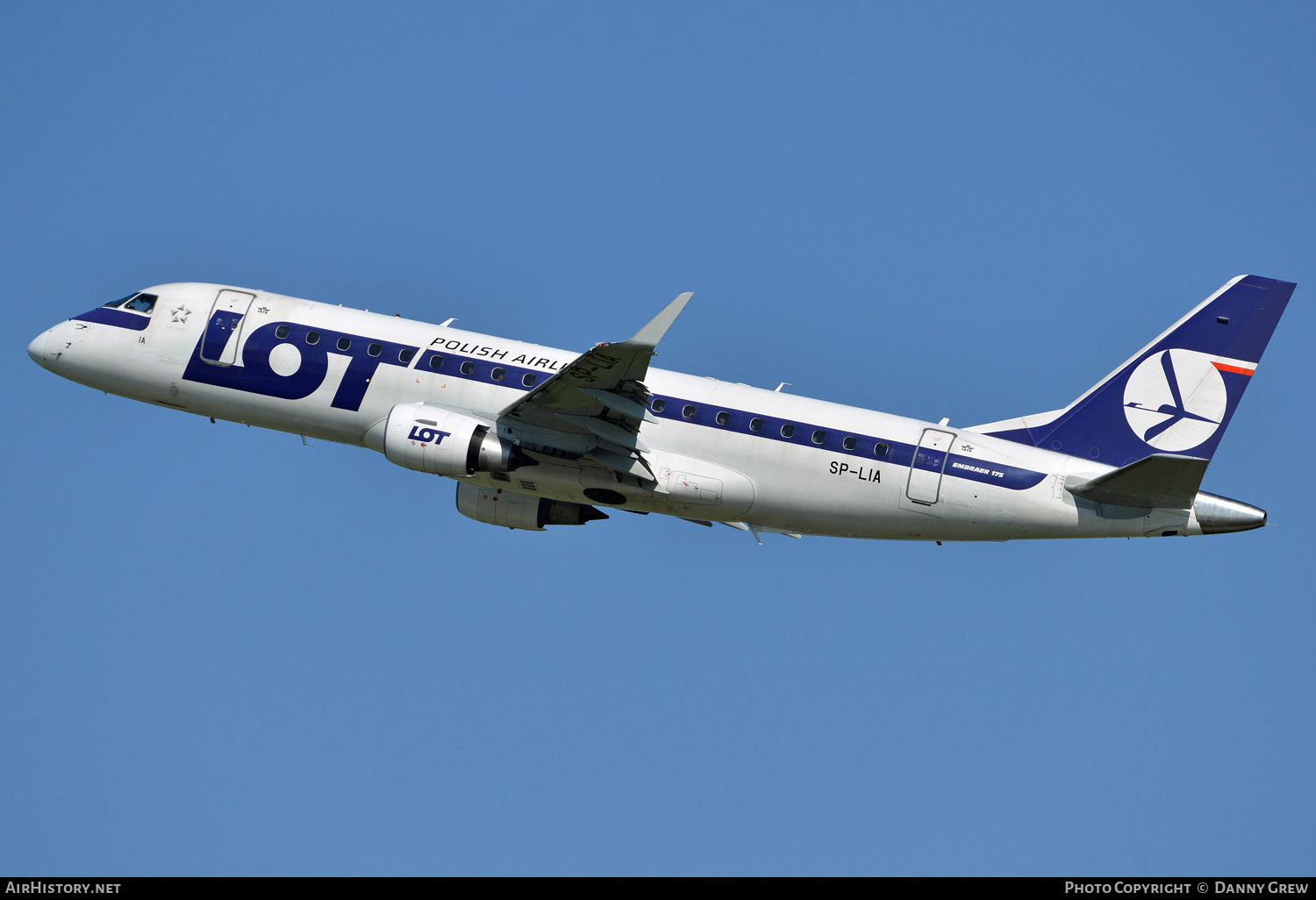 Aircraft Photo of SP-LIA | Embraer 175LR (ERJ-170-200LR) | LOT Polish Airlines - Polskie Linie Lotnicze | AirHistory.net #188724