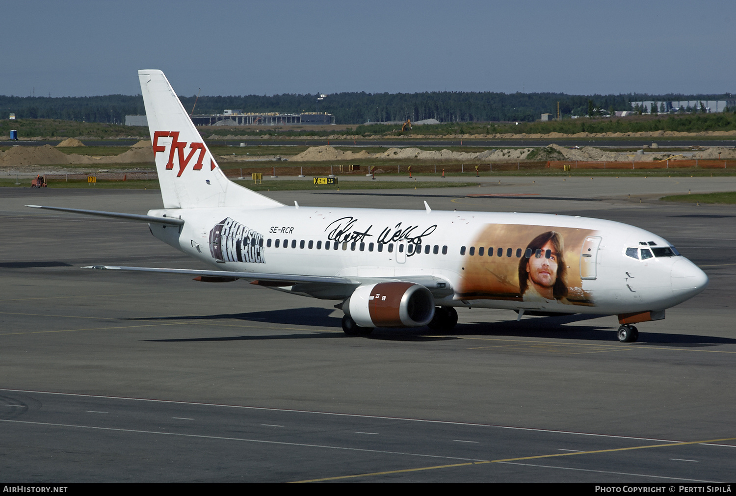 Aircraft Photo of SE-RCR | Boeing 737-33A | FlyMe | AirHistory.net #188752