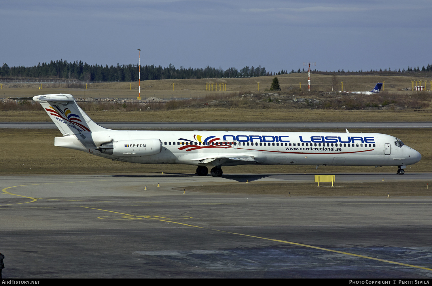 Aircraft Photo of SE-RDM | McDonnell Douglas MD-83 (DC-9-83) | Nordic Leisure | AirHistory.net #188794