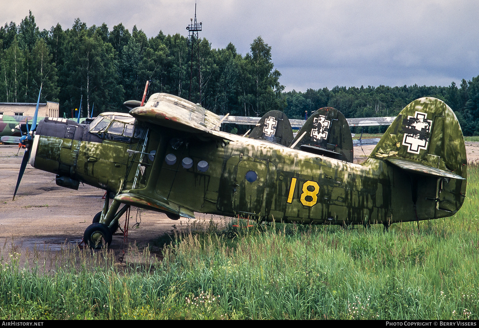 Aircraft Photo of 18 | Antonov An-2R | Lithuania - Air Force | AirHistory.net #188823