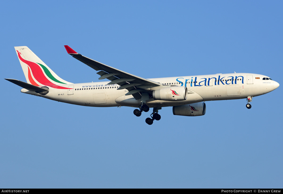 Aircraft Photo of 4R-ALC | Airbus A330-243 | SriLankan Airlines | AirHistory.net #188881