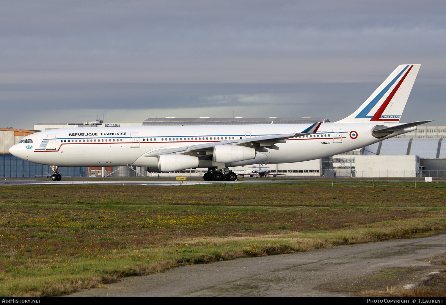 Aircraft Photo of 081 | Airbus A340-211 | France - Air Force | AirHistory.net #188883