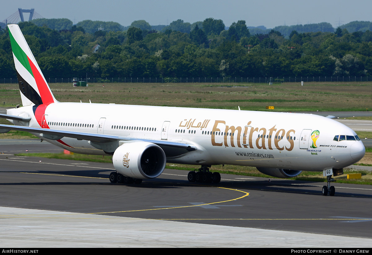 Aircraft Photo of A6-EGD | Boeing 777-31H/ER | Emirates | AirHistory.net #188918