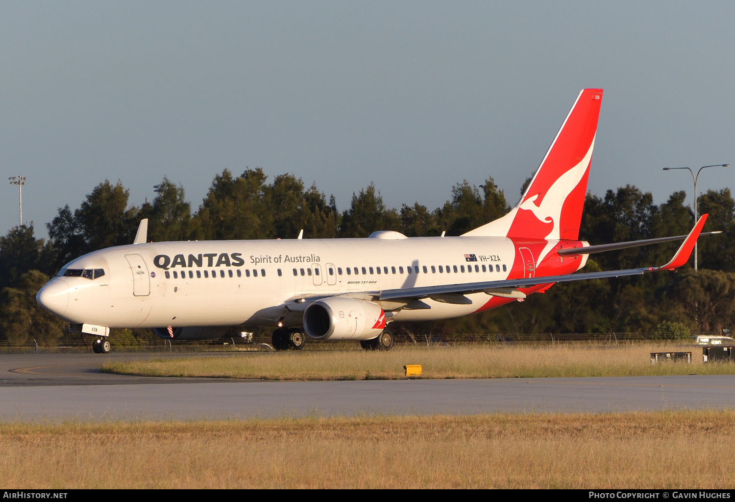 Aircraft Photo of VH-XZA | Boeing 737-838 | Qantas | AirHistory.net #188953