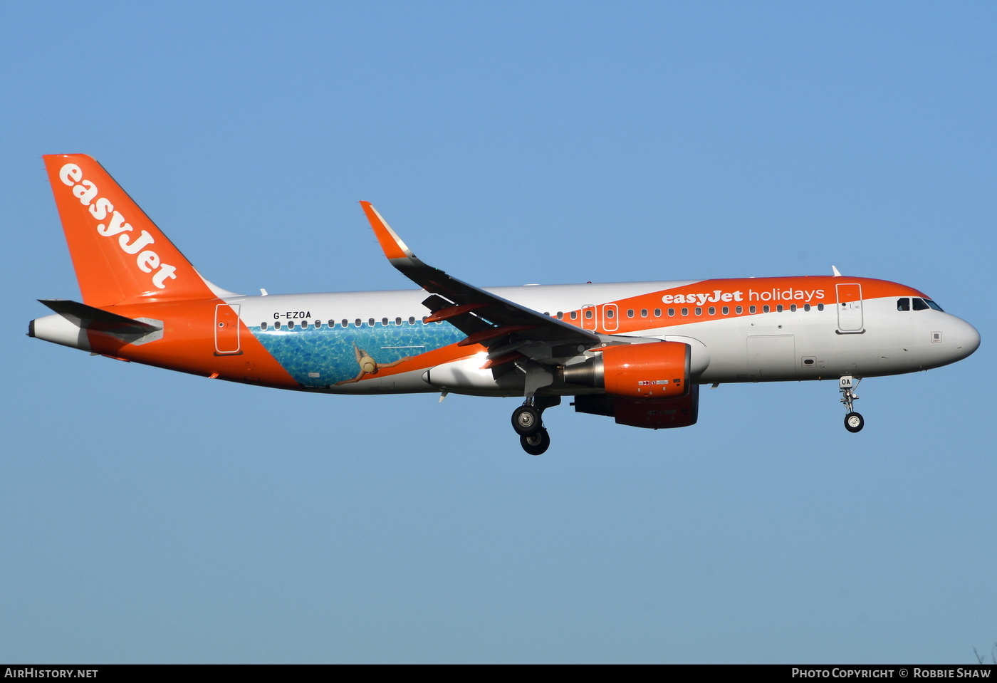 Aircraft Photo of G-EZOA | Airbus A320-214 | EasyJet | AirHistory.net #189075