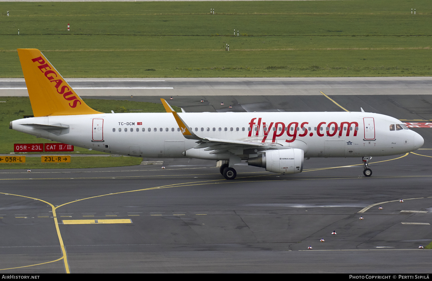 Aircraft Photo of TC-DCM | Airbus A320-214 | Pegasus Airlines | AirHistory.net #189225
