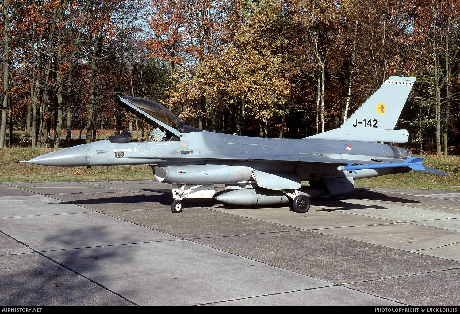 Aircraft Photo of J-142 | General Dynamics F-16A Fighting Falcon | Netherlands - Air Force | AirHistory.net #189257