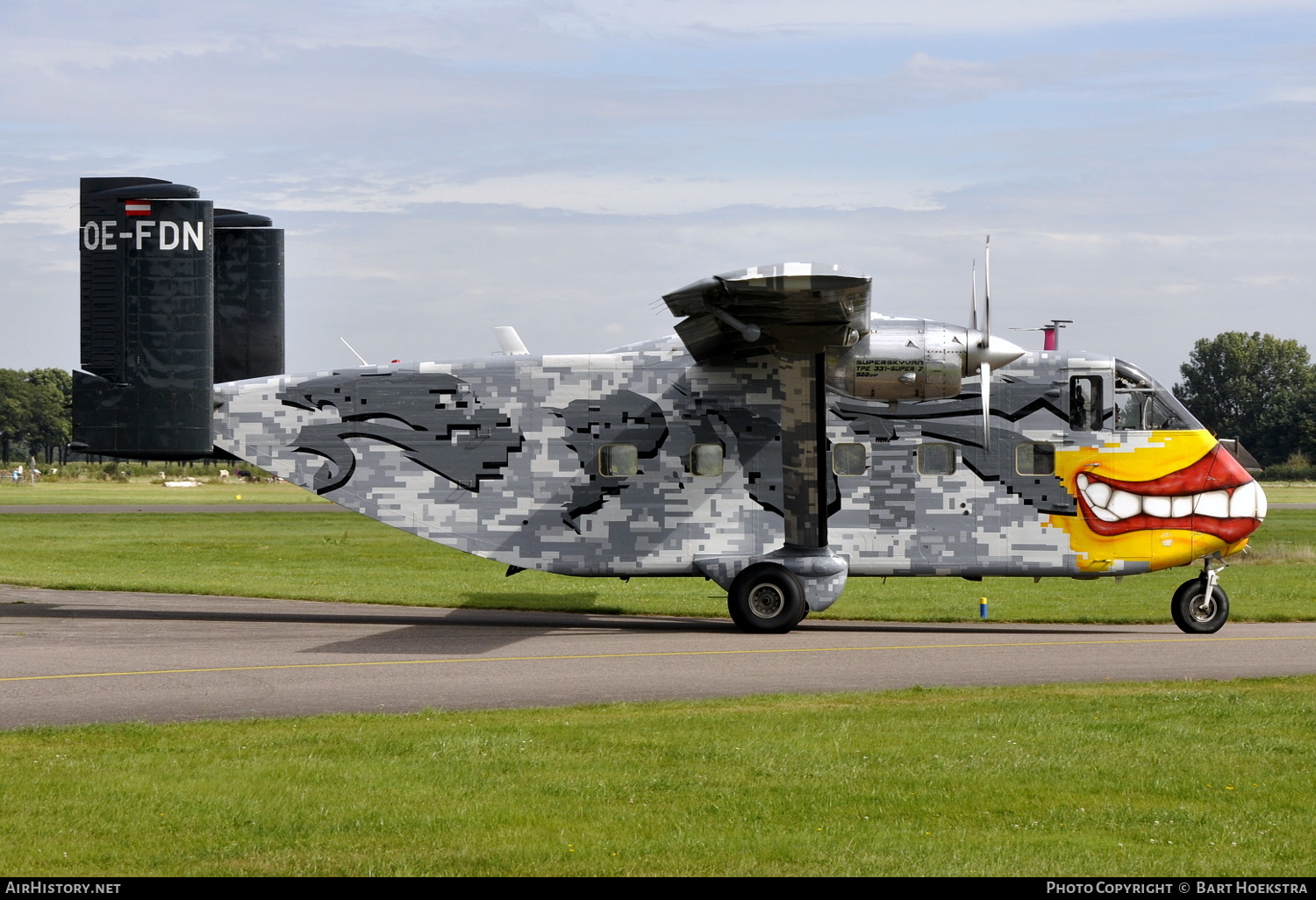 Aircraft Photo of OE-FDN | Short SC.7 Skyvan 3M-400 | Pink Aviation Services | AirHistory.net #189291