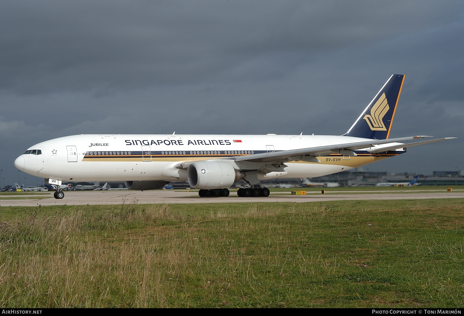 Aircraft Photo of 9V-SVH | Boeing 777-212/ER | Singapore Airlines | AirHistory.net #189310