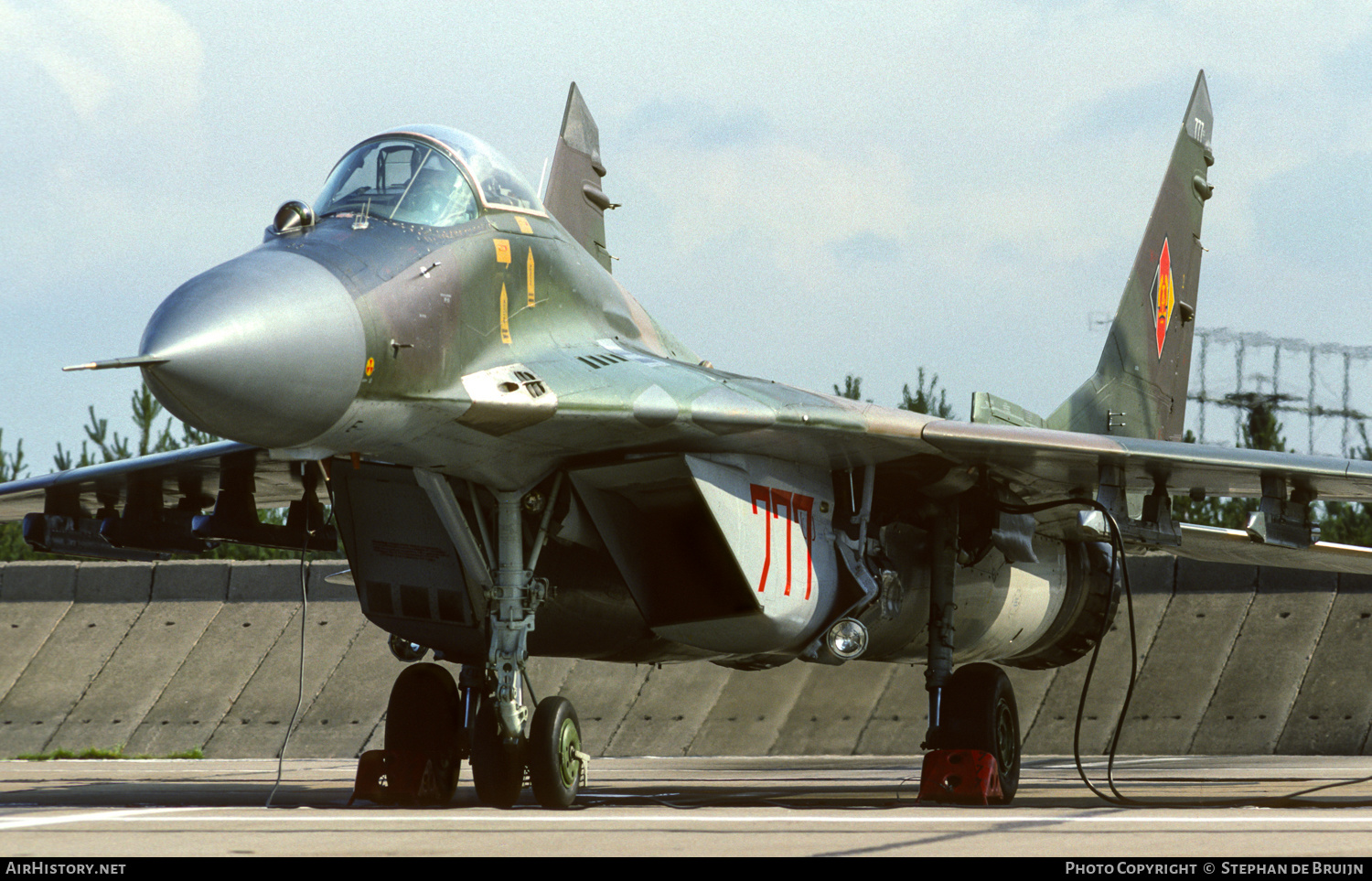 Aircraft Photo of 777 | Mikoyan-Gurevich MiG-29 | East Germany - Air Force | AirHistory.net #189381