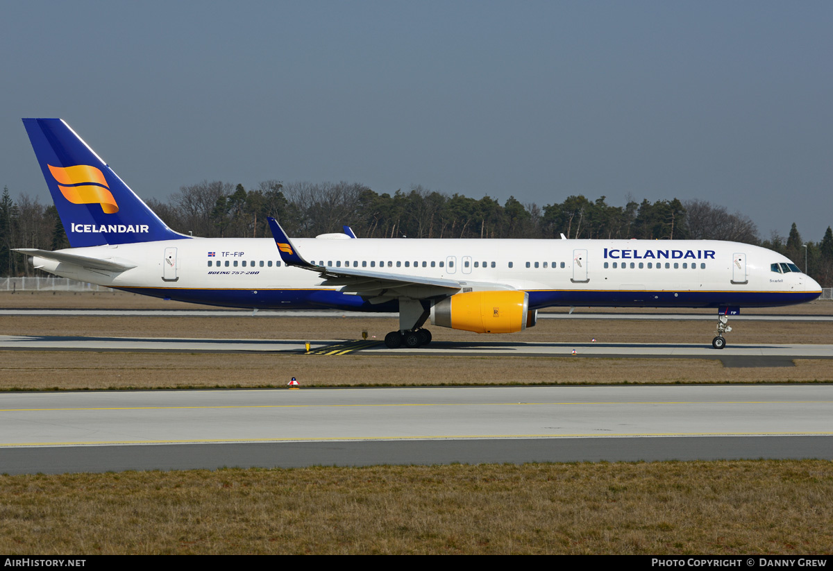 Aircraft Photo of TF-FIP | Boeing 757-208 | Icelandair | AirHistory.net #189405