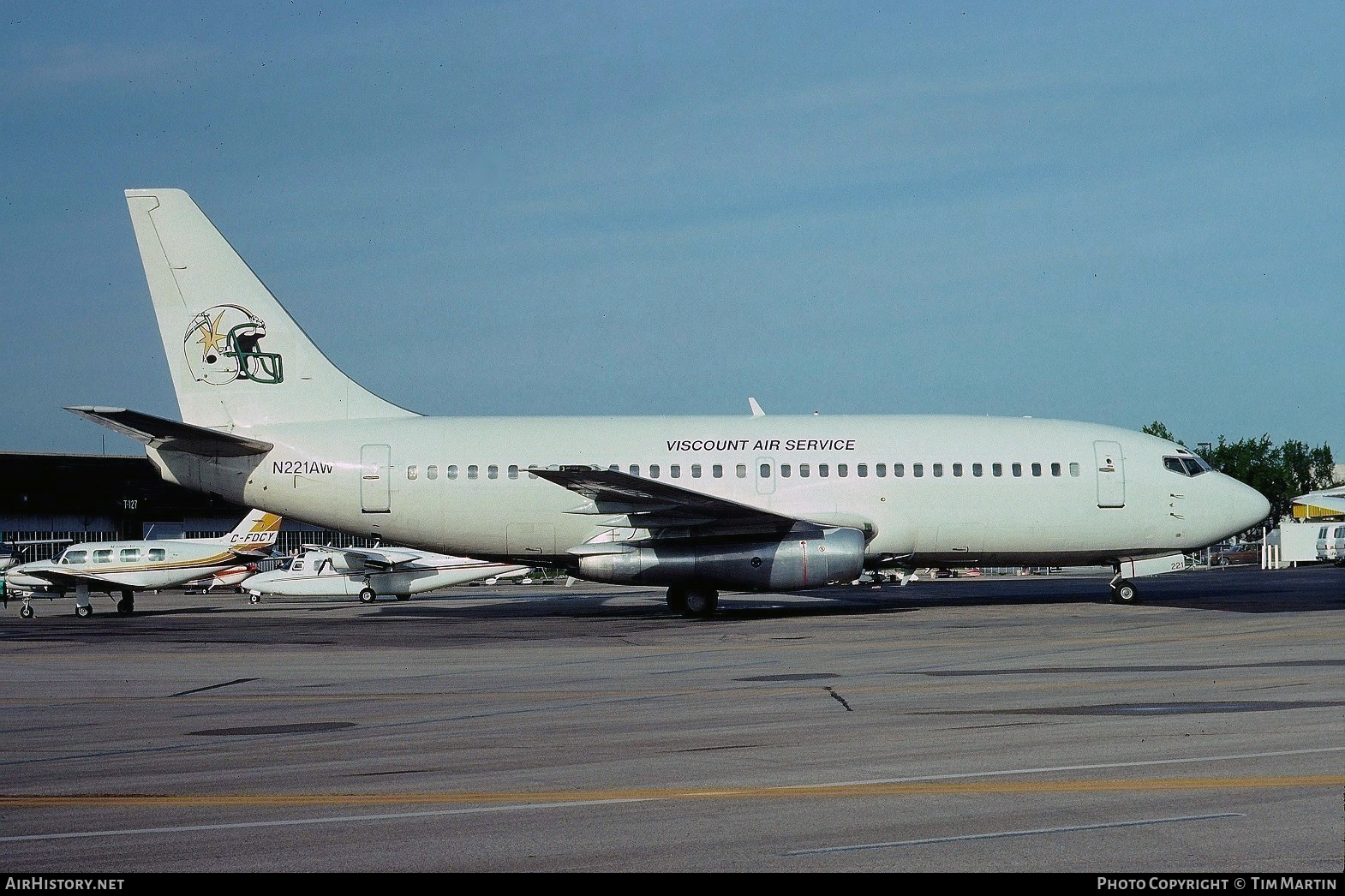 Aircraft Photo of N221AW | Boeing 737-247 | Viscount Air Service | AirHistory.net #189406