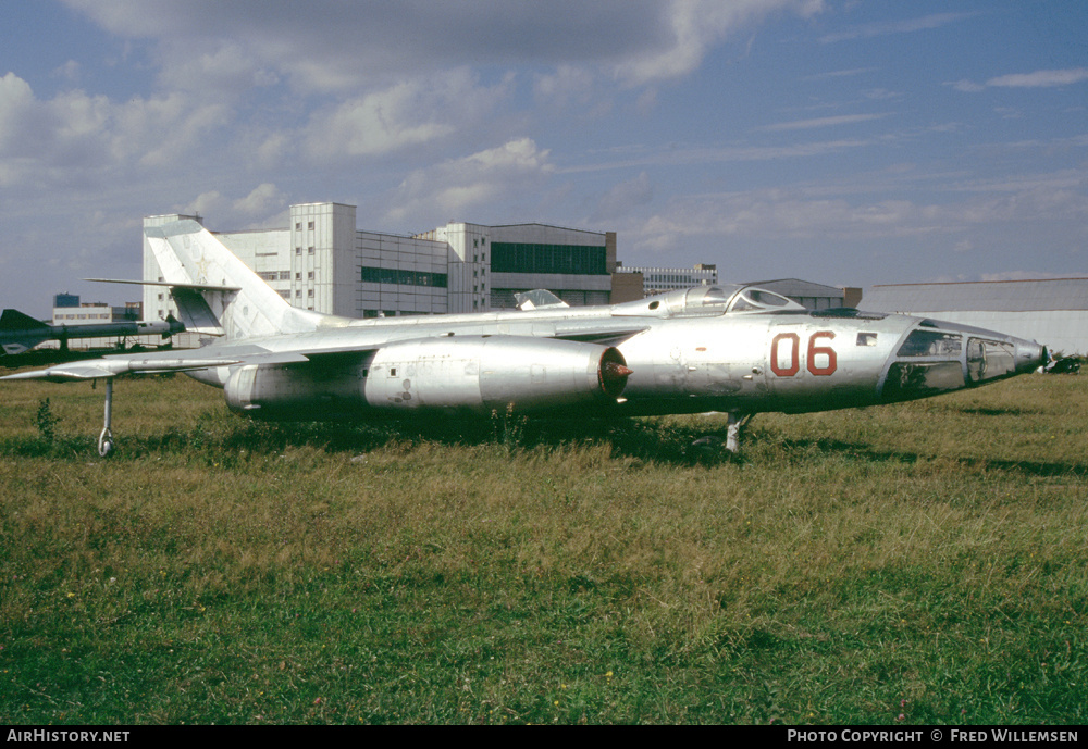 Aircraft Photo of 06 red | Yakovlev Yak-28R | Russia - Air Force | AirHistory.net #189491