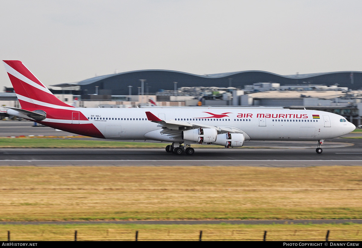 Aircraft Photo of 3B-NBJ | Airbus A340-313 | Air Mauritius | AirHistory.net #189609