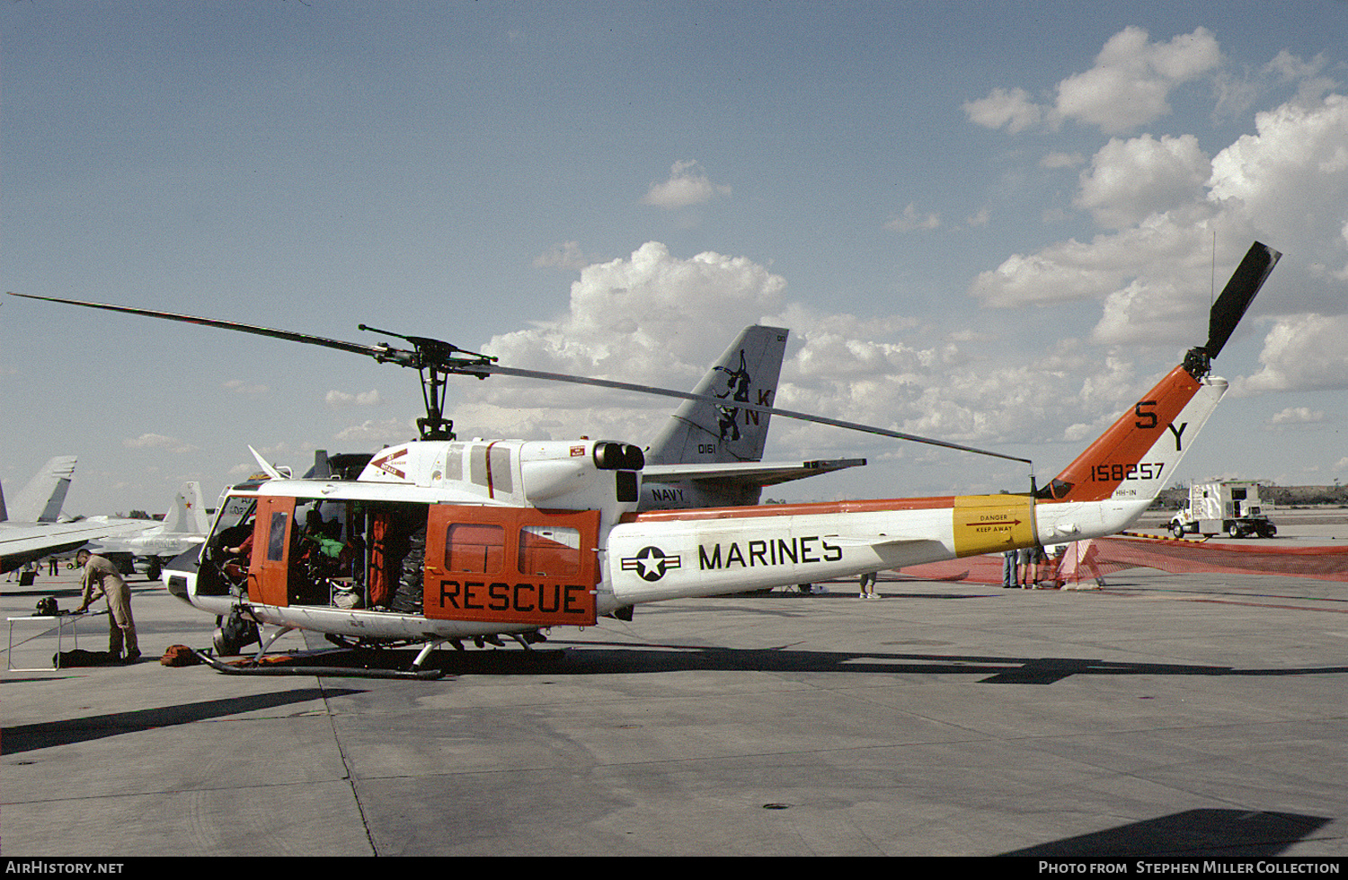 Aircraft Photo of 158257 | Bell HH-1N Iroquois | USA - Marines | AirHistory.net #189614