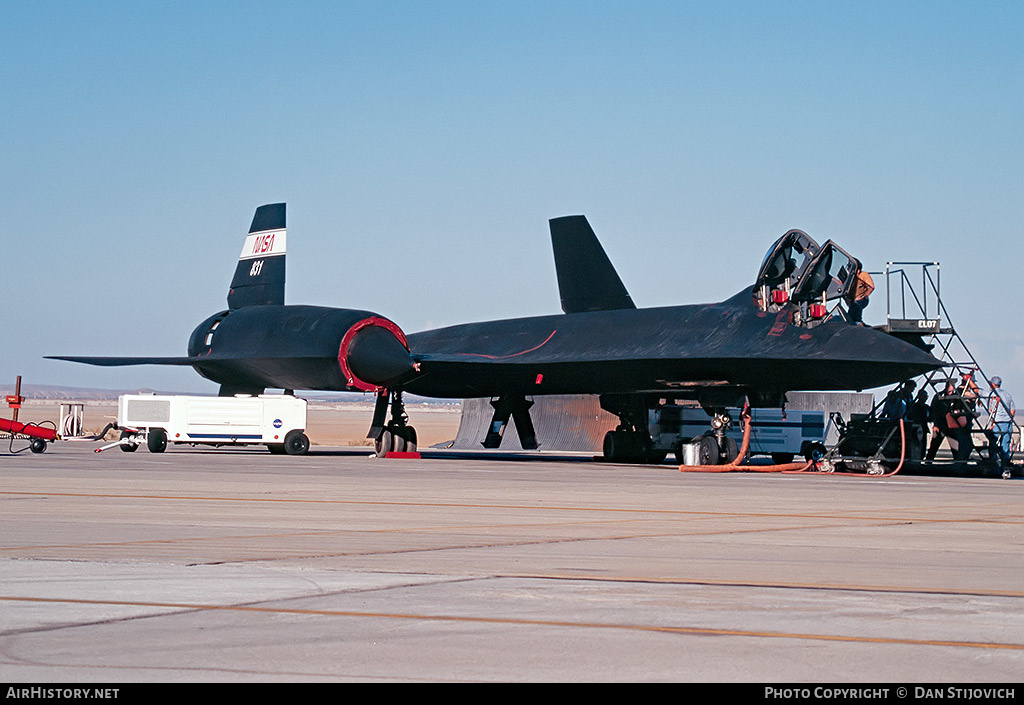 Aircraft Photo of NASA 831 | Lockheed SR-71B Blackbird | NASA - National Aeronautics and Space Administration | AirHistory.net #189741