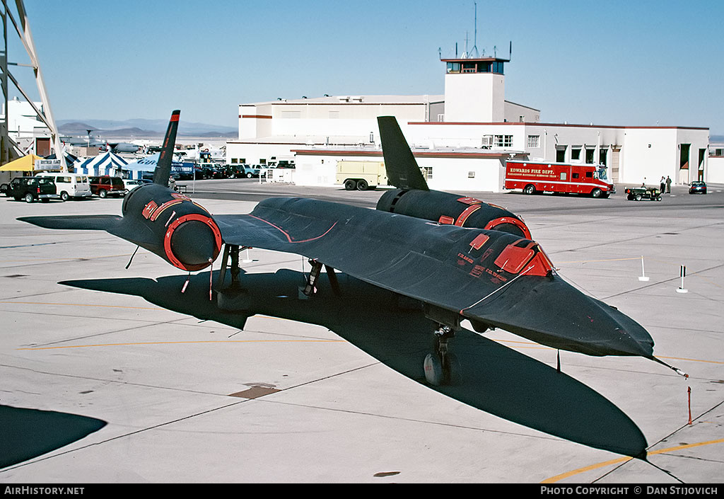 Aircraft Photo of 61-7971 / AF61971 | Lockheed SR-71A Blackbird | USA - Air Force | AirHistory.net #189766