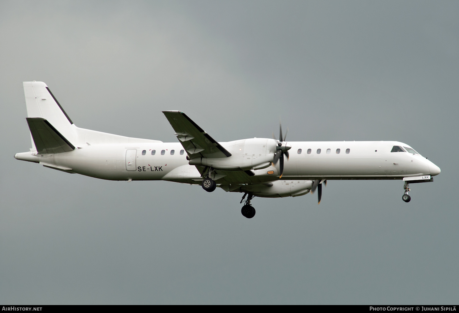 Aircraft Photo of SE-LXK | Saab 2000 | Golden Air | AirHistory.net #189793